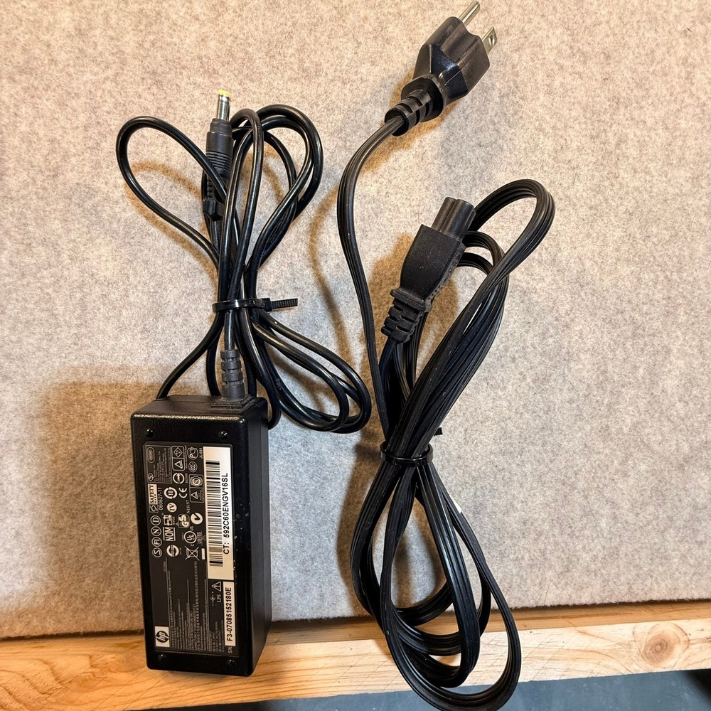 HP AC‎ Adapter DC359A 65W 18.5V 3.5A Laptop Power Supply Charger with Power Cord